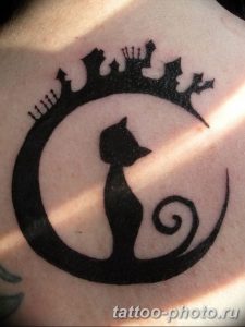 фото рисунка тату черная кошка 13.11.2018 №069 - black cat tattoo picture - tattoo-photo.ru