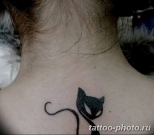 фото рисунка тату черная кошка 13.11.2018 №095 - black cat tattoo picture - tattoo-photo.ru