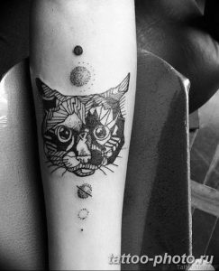 фото рисунка тату черная кошка 13.11.2018 №113 - black cat tattoo picture - tattoo-photo.ru