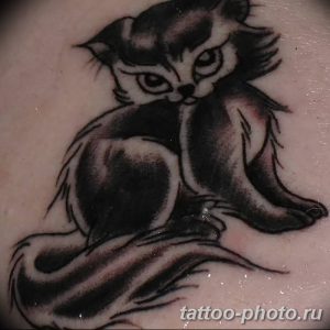 фото рисунка тату черная кошка 13.11.2018 №121 - black cat tattoo picture - tattoo-photo.ru
