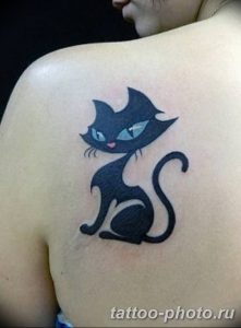 фото рисунка тату черная кошка 13.11.2018 №221 - black cat tattoo picture - tattoo-photo.ru