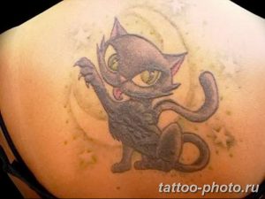 фото рисунка тату черная кошка 13.11.2018 №250 - black cat tattoo picture - tattoo-photo.ru