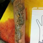 Фото Мехенди перо птицы 25.10.2018 №007 - Mehendi bird feather - tattoo-photo.ru