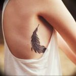 Фото Мехенди перо птицы 25.10.2018 №040 - Mehendi bird feather - tattoo-photo.ru