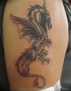 Фото рисунка тату дракон 12.10.2018 №137 - dragon tattoo - tattoo-photo.ru