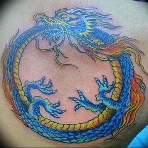 Фото рисунка тату дракон 12.10.2018 №202 - dragon tattoo - tattoo-photo.ru