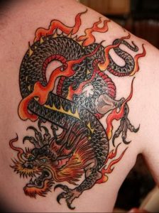 Фото рисунка тату дракон 12.10.2018 №276 - dragon tattoo - tattoo-photo.ru