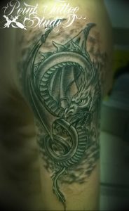 Фото рисунка тату дракон 12.10.2018 №277 - dragon tattoo - tattoo-photo.ru