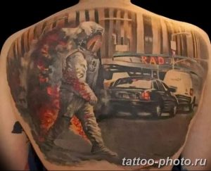 Фото рисунка тату космонавт 31.10.2018 №064 - cosmonaut tattoo - tattoo-photo.ru
