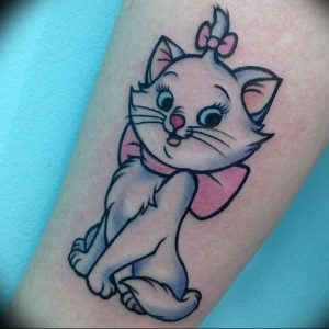 Фото рисунка тату кошка 09.10.2018 №208 - cat tattoo - tattoo-photo.ru