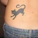 Фото рисунка тату кошка 09.10.2018 №377 - cat tattoo - tattoo-photo.ru