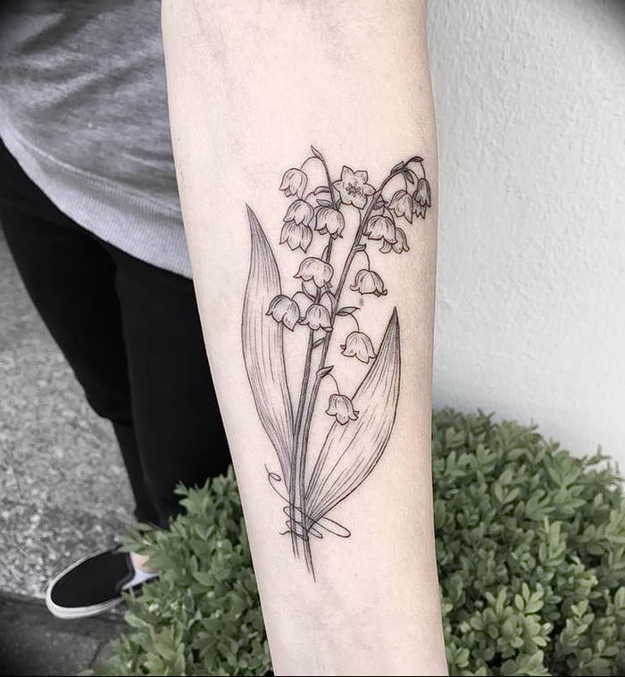 Фото рисунка тату ландыш 12.10.2018 № 003 - tattoo lily of the valley - .....