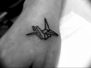 Фото рисунка тату оригами 12.10.2018 №165 - origami tattoo - tattoo-photo.ru