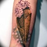 Фото тату бумажный самолетик 09.10.2018 №085 - tattoo paper airplane - tattoo-photo.ru