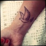 Фото тату голубь 26.10.2018 №007 - tattoo dove - tattoo-photo.ru