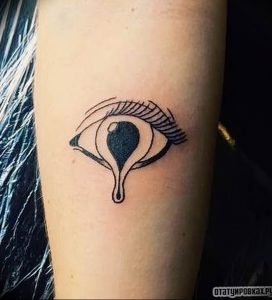 Фото тату слеза под глазом 10.10.2018 №086 - tattoo is a tear under the eye - tattoo-photo.ru