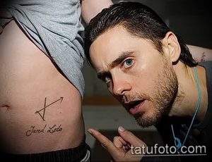Фото Тату Джареда Лето 11.10.2018 №053 - Jared Leto Tattoo - tattoo-photo.ru