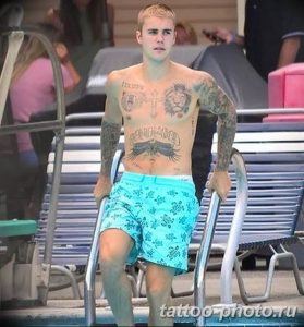 Фото Тату Джастина Бибера 26.10.2018 №003 - photo Justin Bieber tattoo - tattoo-photo.ru