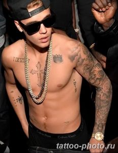 Фото Тату Джастина Бибера 26.10.2018 №006 - photo Justin Bieber tattoo - tattoo-photo.ru