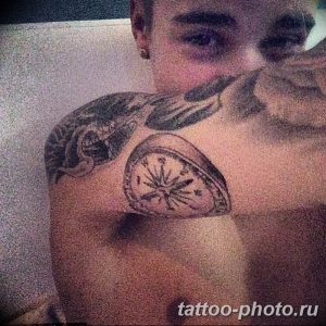 Фото Тату Джастина Бибера 26.10.2018 №075 - photo Justin Bieber tattoo - tattoo-photo.ru