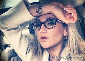 Фото Тату Ольги Бузовой 26.10.2018 №029 - photo Tattoo Olga Buzovoy - tattoo-photo.ru