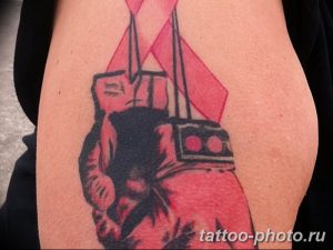 Фото рисунка тату боксерские перчатки 31.10.2018 №067 - tattoo boxing - tattoo-photo.ru