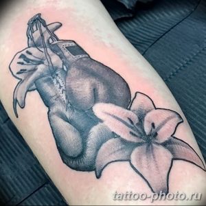 Фото рисунка тату боксерские перчатки 31.10.2018 №118 - tattoo boxing - tattoo-photo.ru
