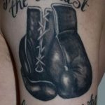 Фото рисунка тату боксерские перчатки 31.10.2018 №139 - tattoo boxing - tattoo-photo.ru