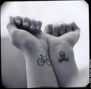 Фото рисунка тату велосипед 12.10.2018 №004 - tattoo bike - tattoo-photo.ru