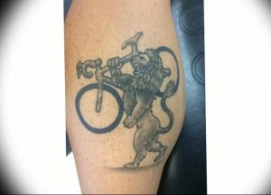 Фото рисунка тату велосипед 12.10.2018 №007 - tattoo bike - tattoo-photo.ru