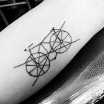 Фото рисунка тату велосипед 12.10.2018 №018 - tattoo bike - tattoo-photo.ru