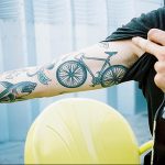 Фото рисунка тату велосипед 12.10.2018 №068 - tattoo bike - tattoo-photo.ru