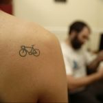 Фото рисунка тату велосипед 12.10.2018 №069 - tattoo bike - tattoo-photo.ru