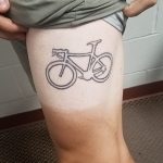 Фото рисунка тату велосипед 12.10.2018 №075 - tattoo bike - tattoo-photo.ru