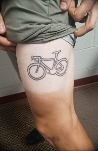 Фото рисунка тату велосипед 12.10.2018 №075 - tattoo bike - tattoo-photo.ru