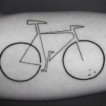 Фото рисунка тату велосипед 12.10.2018 №127 - tattoo bike - tattoo-photo.ru