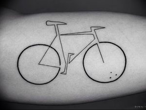 Фото рисунка тату велосипед 12.10.2018 №127 - tattoo bike - tattoo-photo.ru