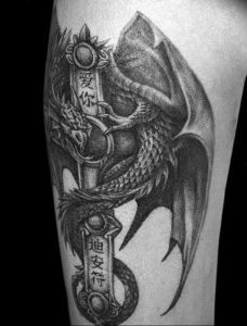 Фото рисунка тату дракон 12.10.2018 №021 - dragon tattoo - tattoo-photo.ru