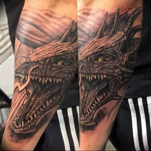 Фото рисунка тату дракон 12.10.2018 №046 - dragon tattoo - tattoo-photo.ru