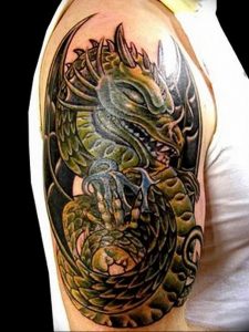 Фото рисунка тату дракон 12.10.2018 №097 - dragon tattoo - tattoo-photo.ru