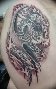 Фото рисунка тату дракон 12.10.2018 №145 - dragon tattoo - tattoo-photo.ru