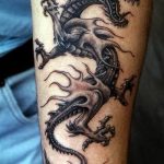 Фото рисунка тату дракон 12.10.2018 №157 - dragon tattoo - tattoo-photo.ru