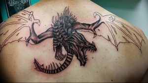Фото рисунка тату дракон 12.10.2018 №194 - dragon tattoo - tattoo-photo.ru