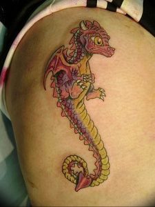 Фото рисунка тату дракон 12.10.2018 №203 - dragon tattoo - tattoo-photo.ru