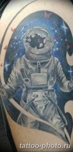 Фото рисунка тату космонавт 31.10.2018 №001 - cosmonaut tattoo - tattoo-photo.ru