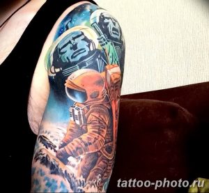 Фото рисунка тату космонавт 31.10.2018 №045 - cosmonaut tattoo - tattoo-photo.ru