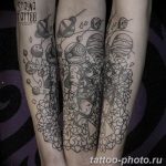 Фото рисунка тату космонавт 31.10.2018 №076 - cosmonaut tattoo - tattoo-photo.ru
