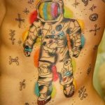 Фото рисунка тату космонавт 31.10.2018 №078 - cosmonaut tattoo - tattoo-photo.ru