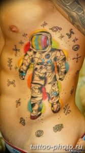 Фото рисунка тату космонавт 31.10.2018 №078 - cosmonaut tattoo - tattoo-photo.ru
