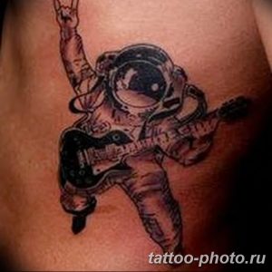 Фото рисунка тату космонавт 31.10.2018 №091 - cosmonaut tattoo - tattoo-photo.ru